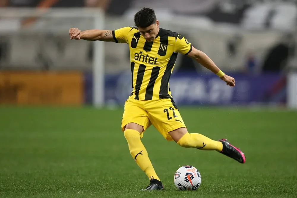 Piquerez tendrá su primera convocatoria a la mayor