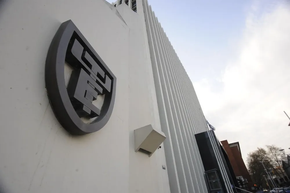 Edificio central de UTE.