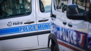 Coches de la Policía de París.