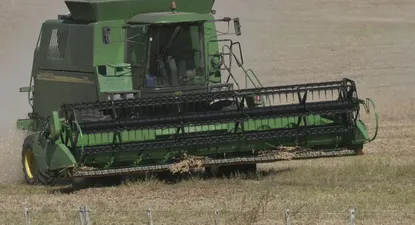 El agro importa prácticamente el 100% de la maquinara agrícola