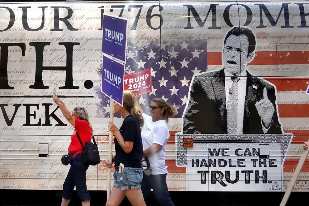 El debate presidencial entre los candidatos republicanos está marcado por una amplia ventaja de Trump en las encuestas