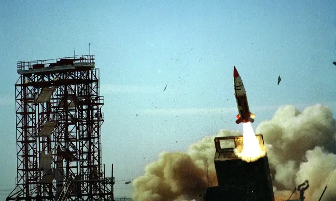 El sistema MGM-140 ATACMS es conceptualmente análogo al misil balístico táctico ruso Iskander-M.