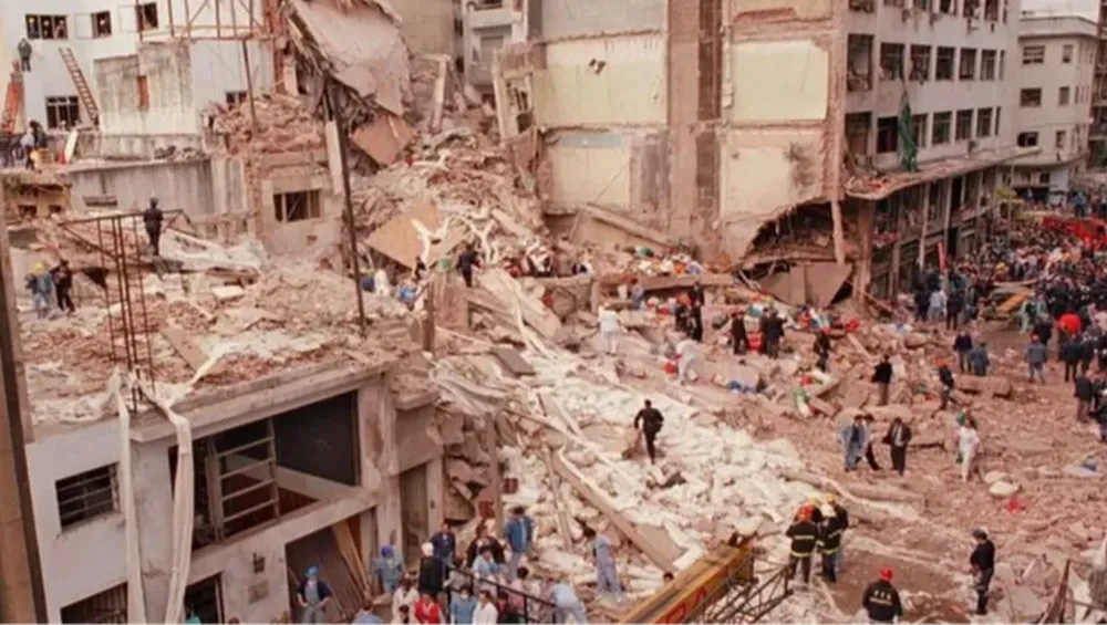 Se cumple 30 años del atentado a la sede de la Asociación Mutual Israelita Argentina