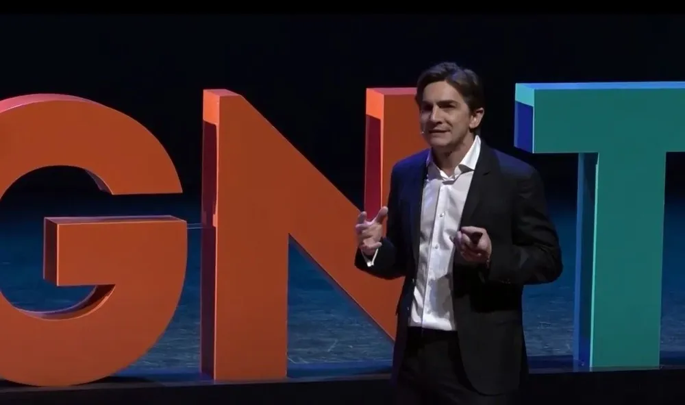 Aleix Sanmartín durante una charla en Jalisco en 2018