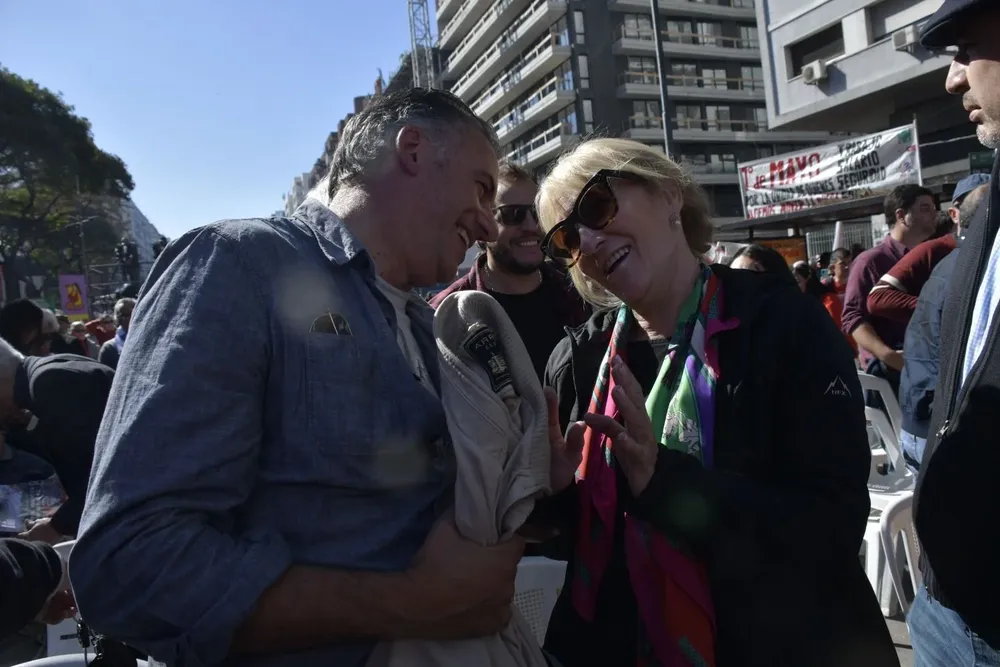 Carolina Cosse y Yamandú Orsi