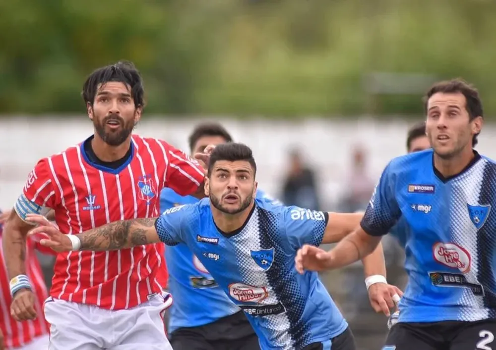 Abreu en su debut con Central Español