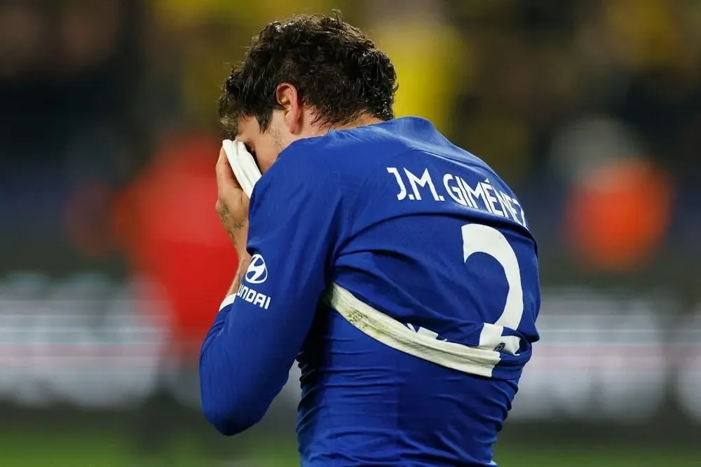 Josema Giménez ante Borussia Dortmund