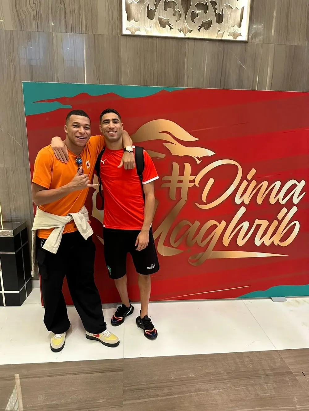 Cuando Mbappé fue a visitar a Hakimi en pleno Mundial Qatar 2022