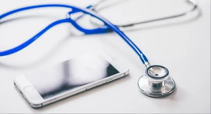 convocan a medicos jubilados para hacer seguimiento a distancia de pacientes