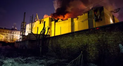 Mueren 64 personas en un incendio en Rusia