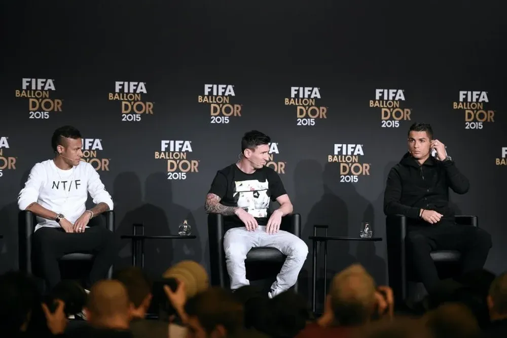 Neymar, Messi y Ronaldo en la conferencia previa a la gala del Balón de Oro 2015