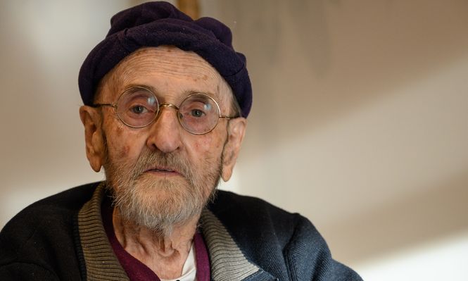 El escritor cántabro Álvaro Pombo