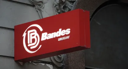 Bandes afirma que sanción de EEUU no se relaciona con operativa en Uruguay