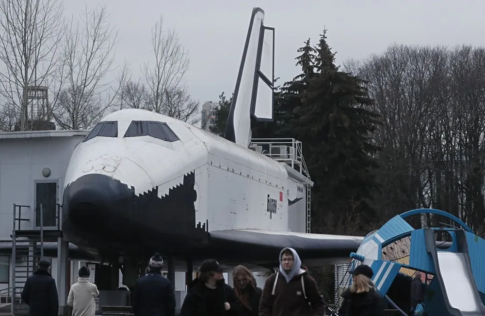 Detienen a tres españoles en el corsmódromo ruso de Baikonur. EFE