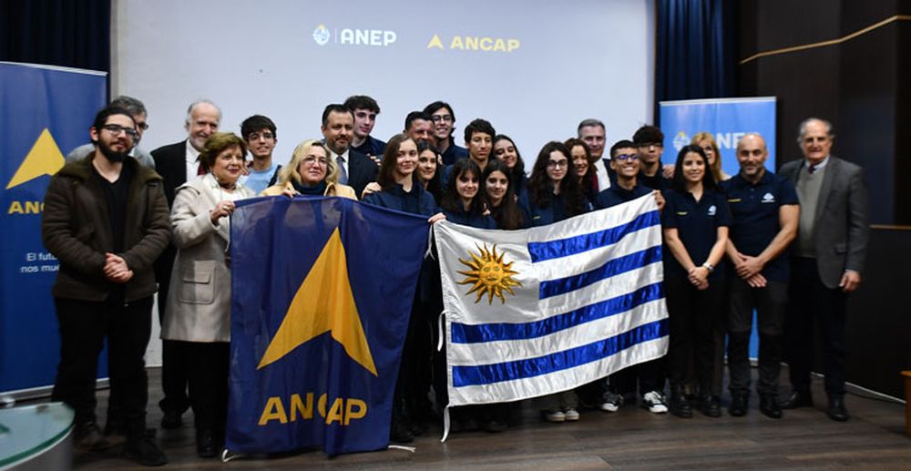 Los estudiantes que ganaron el premio de la NASA