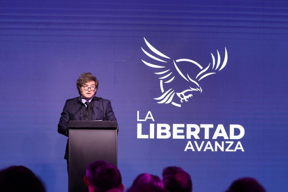 Javier Milei Yatch Club.jpg