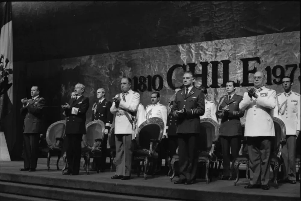 Condenan a 59 miembros de la Policía política de Pinochet por 16 asesinatos de 1974