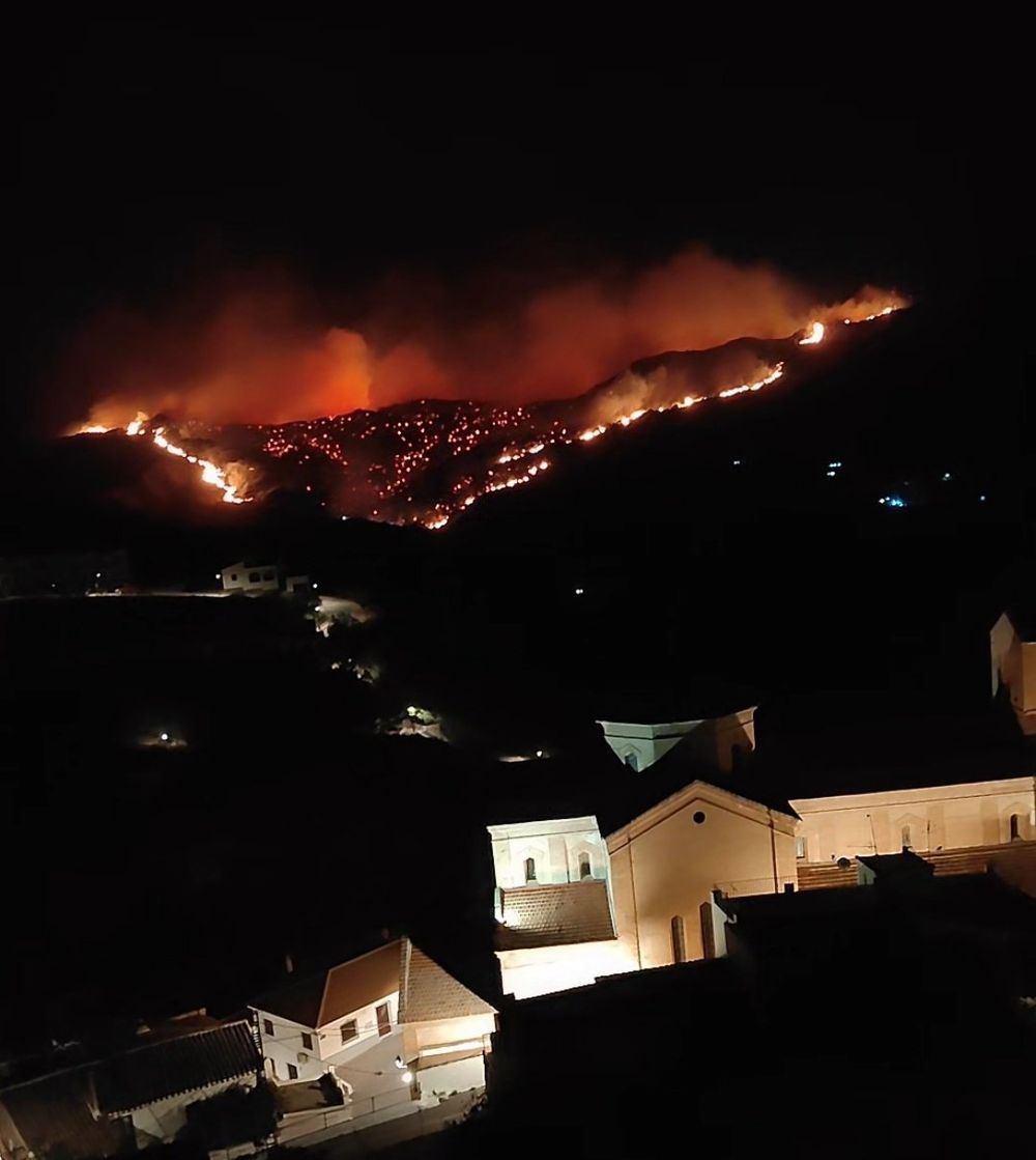 Imagen del incendio en Almería.&nbsp;