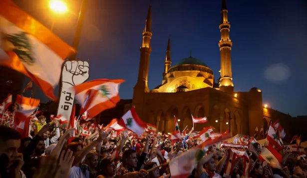 Líbano anuncia el primer default de su historia