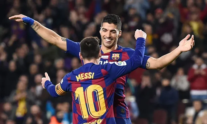 ¡Cómo te extraña, Pistolero! Sin Suárez, Messi anotó un gol en cinco partidos