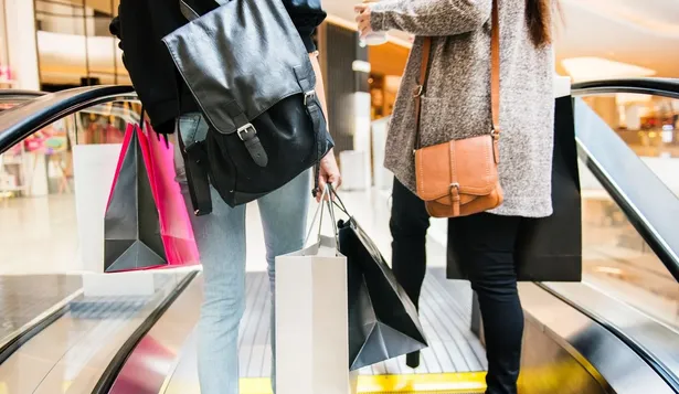 Seis días a puro descuento para adelantar la Navidad