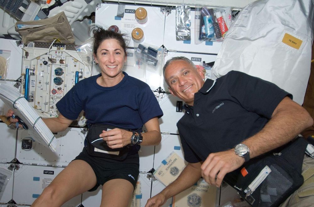 Nicole Stott estuvo 104 días en la Estación Espacial Internacional.