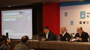 Estos son los requisitos para la cartelería de publicidad en la vía pública