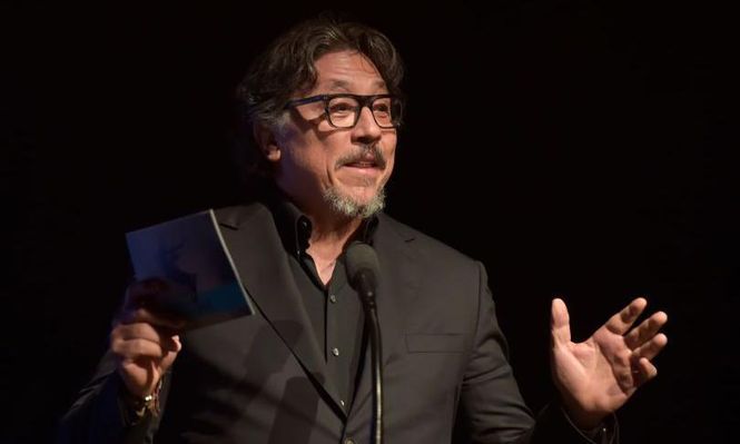 El novelista español Carlos Bardem cree que el rey de su país debe pedir disculpas por la conquista de América.