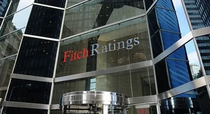 Fitch ratificó grado inversor de Uruguay y subió a estable la perspectiva de la deuda