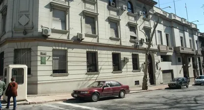 el ministerio del interior traslado a abogado para beneficiar a la esposa de un jerarca