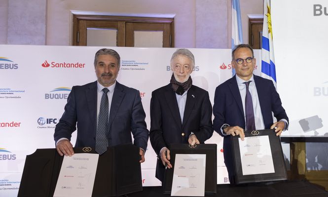 Innovador acuerdo entre Buquebus, Banco Santander e IFC en Sofitel de Carrasco