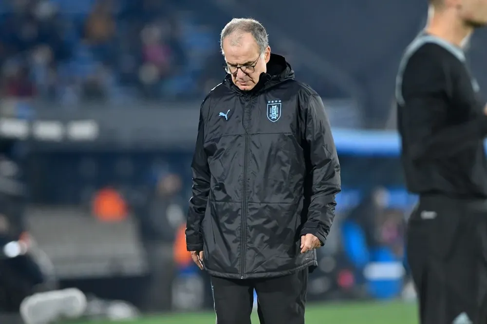Marcelo Bielsa tiene dos nuevos compañeros en el cuerpo técnico celeste