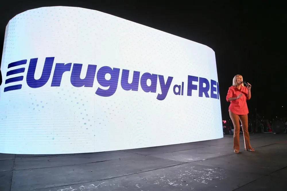 Carolina Cosse lanzó su precandidatura en Villa Española