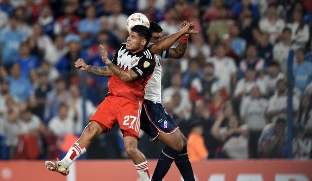 Agustín SantAnna y Diego Polenta en River Plate vs Nacional
