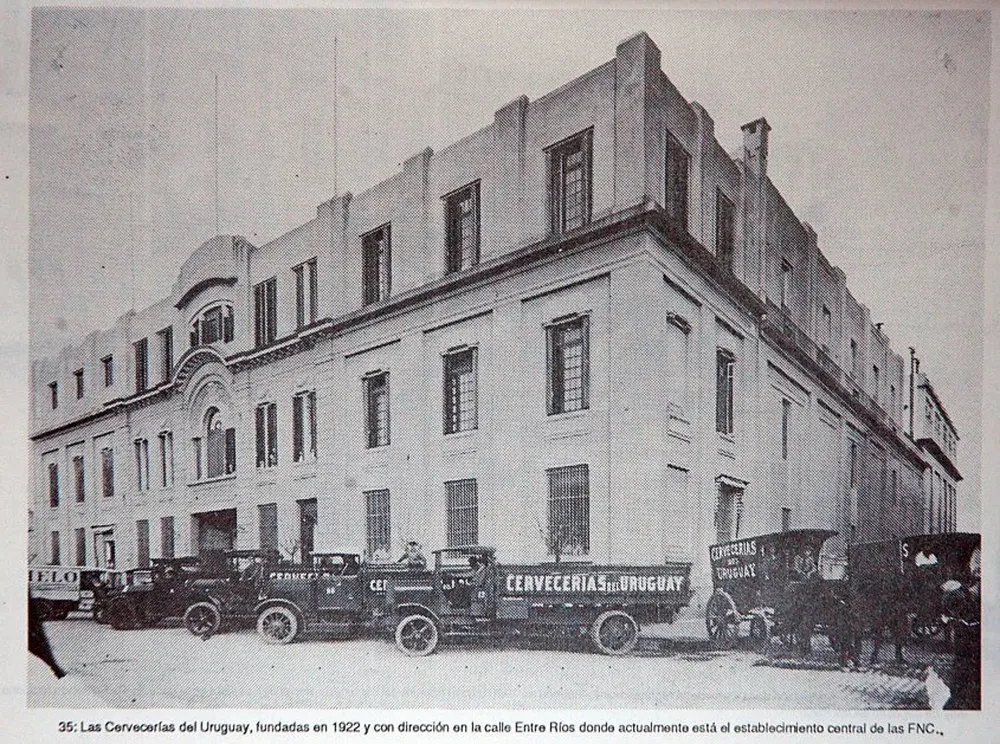 Cervecerías del Uruguay -actual FNC- en 1922
