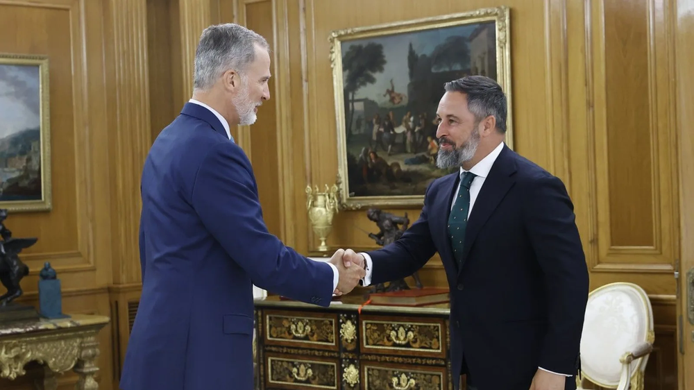Felipe VI y Santiago Abascal