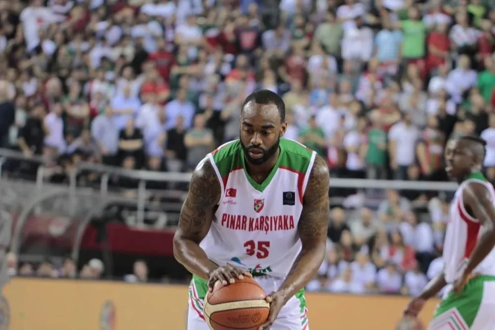 DaJuan Summers fue dado de baja por Aguada
