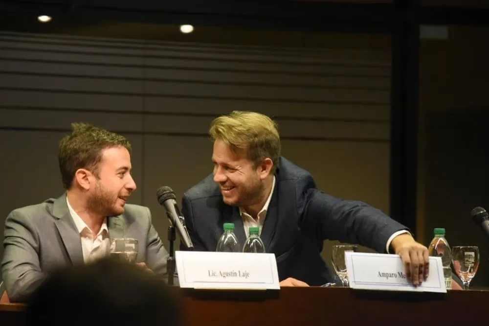 Agustín Laje (izquierda) y Nicolás Márquez son los autores de libro 