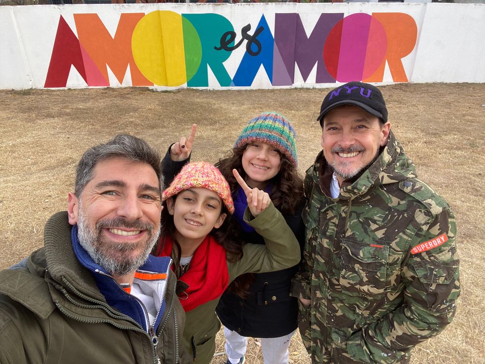 Franco y Sergio adoptaron a Ariadna y Cristal en 2020.