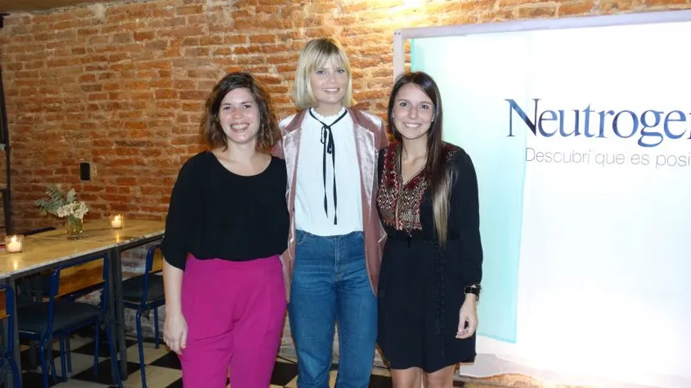 Lucía Soria, Annasofía Facello y Carolina ONeill