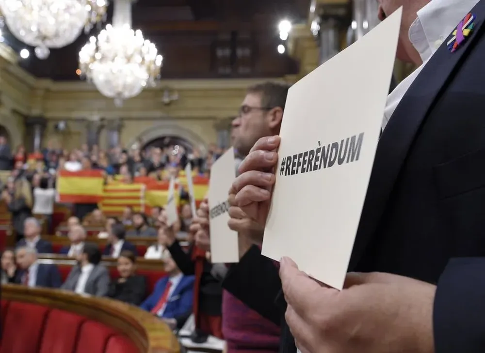 Los independentistas reclaman un referéndum
