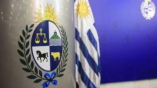 Cobrar por estar a la orden: el secreto mejor guardado que el Estado tiene desde hace medio siglo con algunos funcionarios públicos