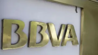 El banco español BBVA vende su filial en EEUU y estudia fusión en España