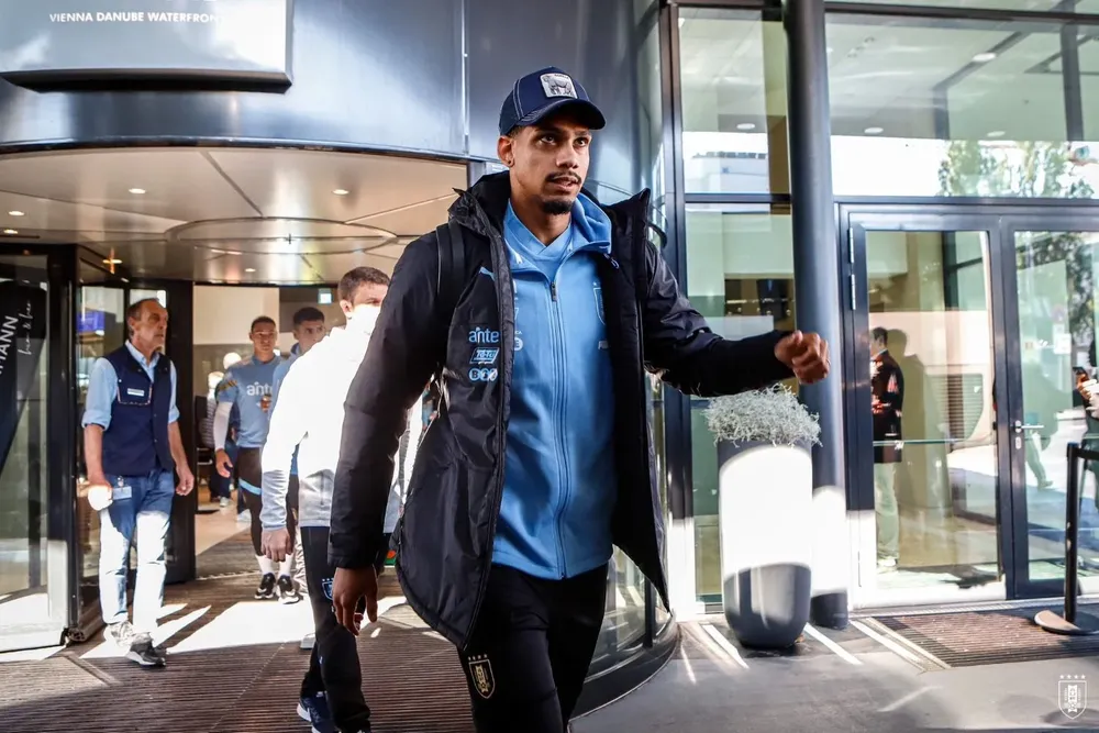 Ronald Araujo durante el campamento de Uruguay en la fecha FIFA en Austria