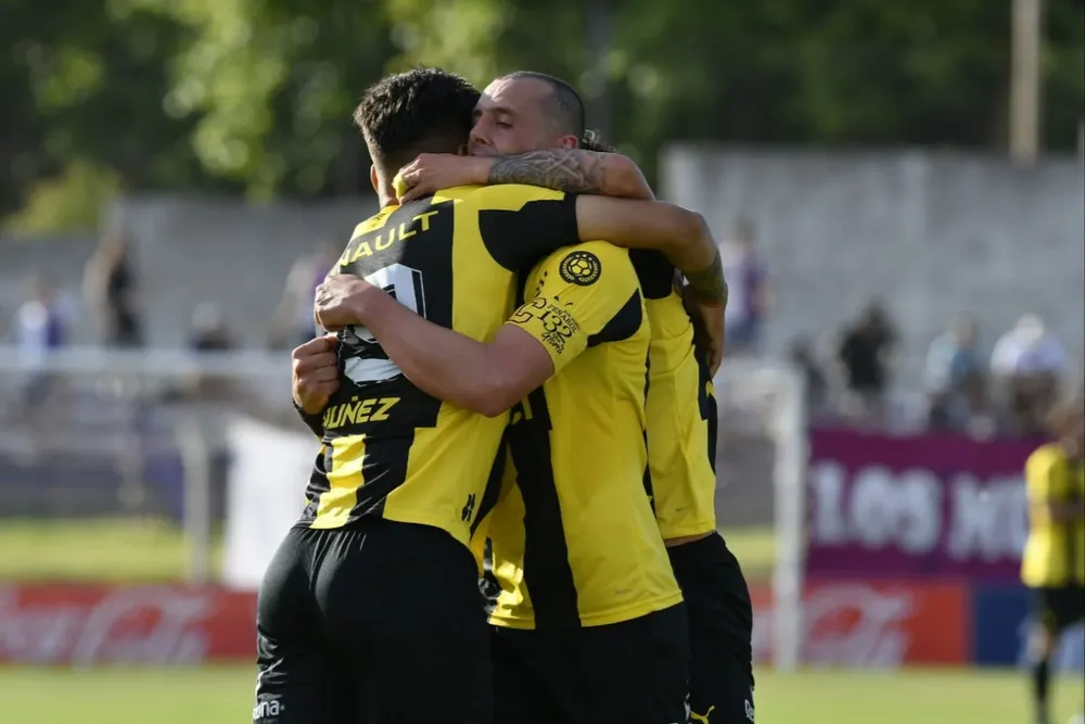 Peñarol celebró un gran triunfo