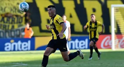 Leonardo Sequeira de Peñarol