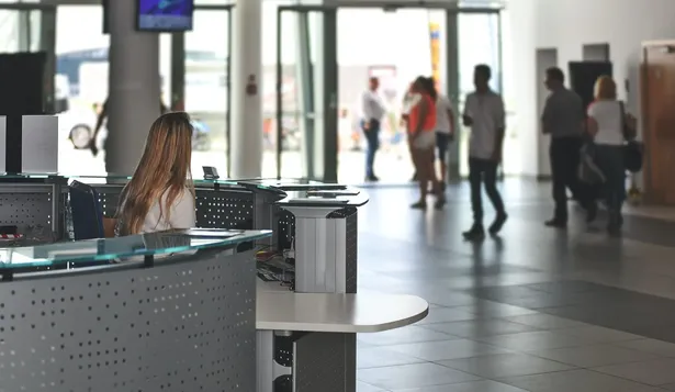 Los arquetipos de cliente buscan representar subgrupos dentro del segmento de clientes a los que apunta la organización