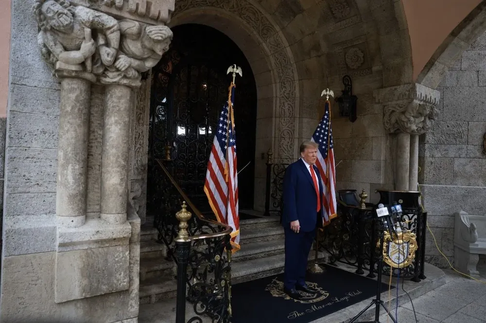 Este jueves, Donald Trump dio una conferencia de prensa en Palm Beach, Florida, referida a la decisión que tiene que tomar el Tribunal Supremo de Justicia .