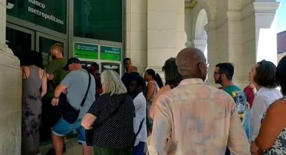 En Argentina se retiraron de los bancos US$ 758 millones en noviembre.