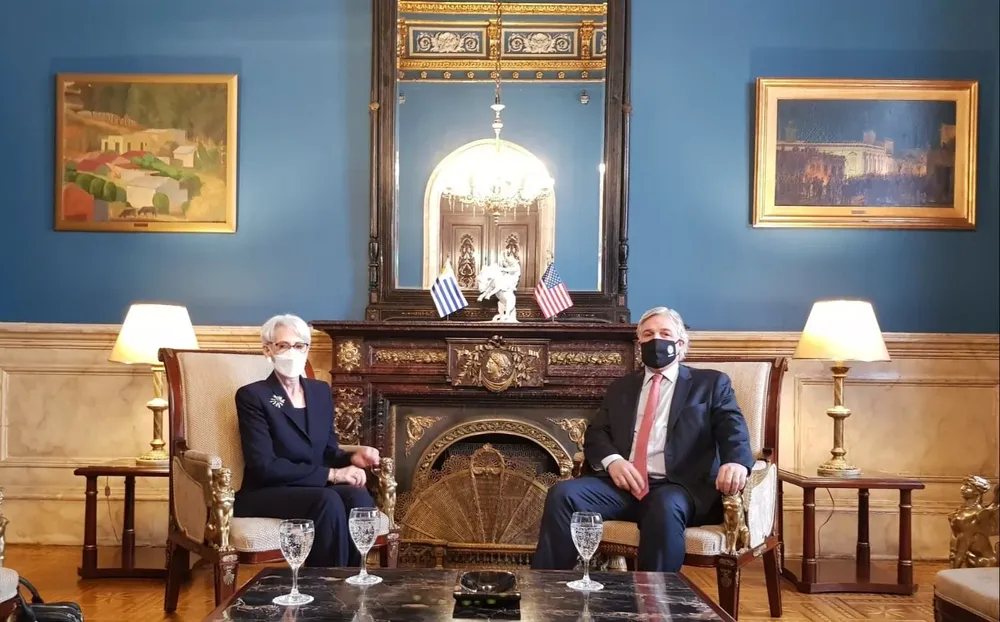 Bustillo y la subsecretaria de Estado estadounidense Sherman se reunieron este lunes en Cancillería